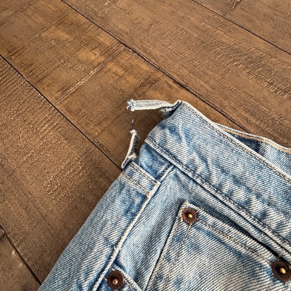 Abercrombie & Fitch Light Blue Cropped Jeans - Picture 2 of 5